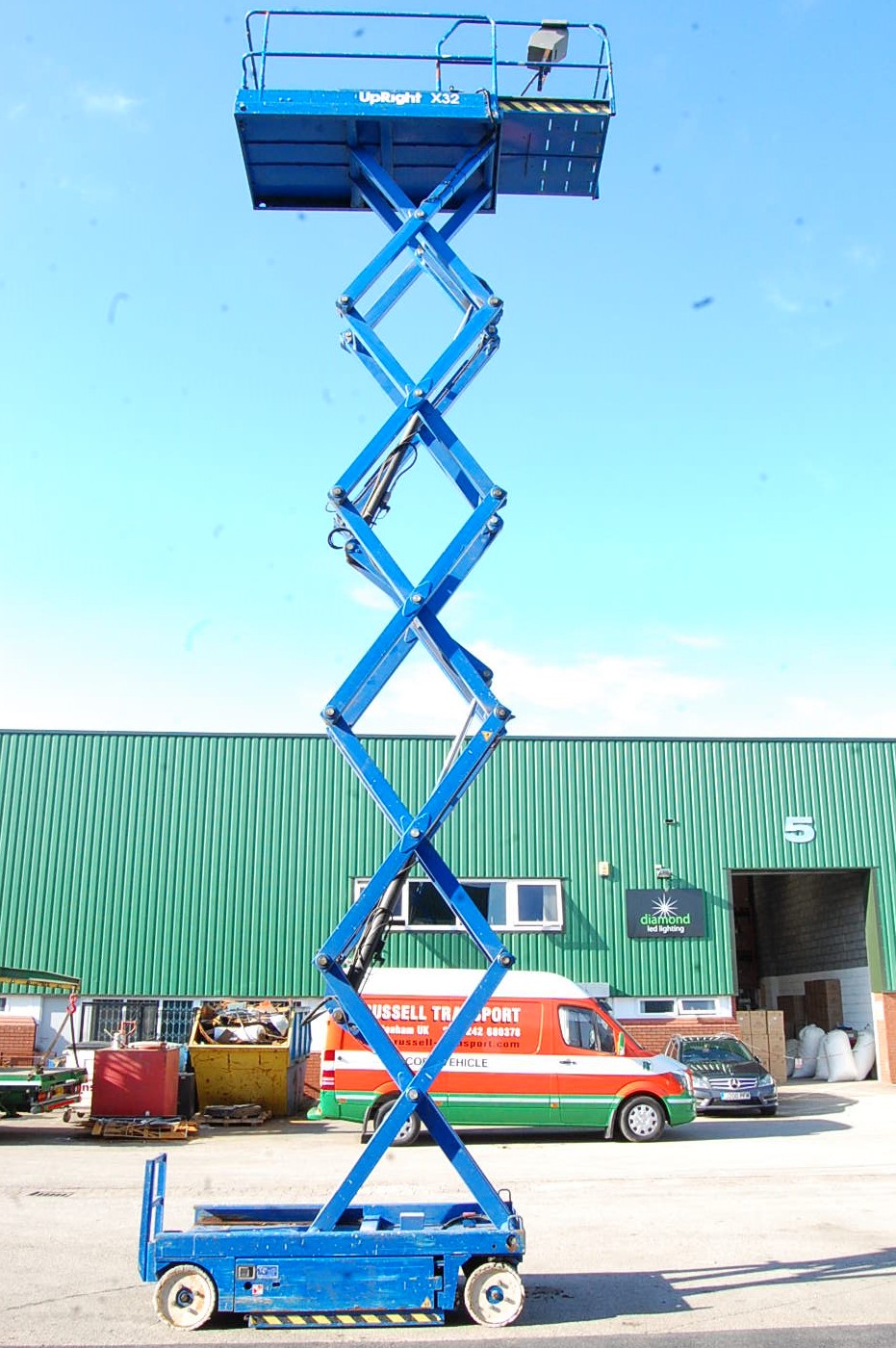 Upright X32 12m Electric Scissor Lift