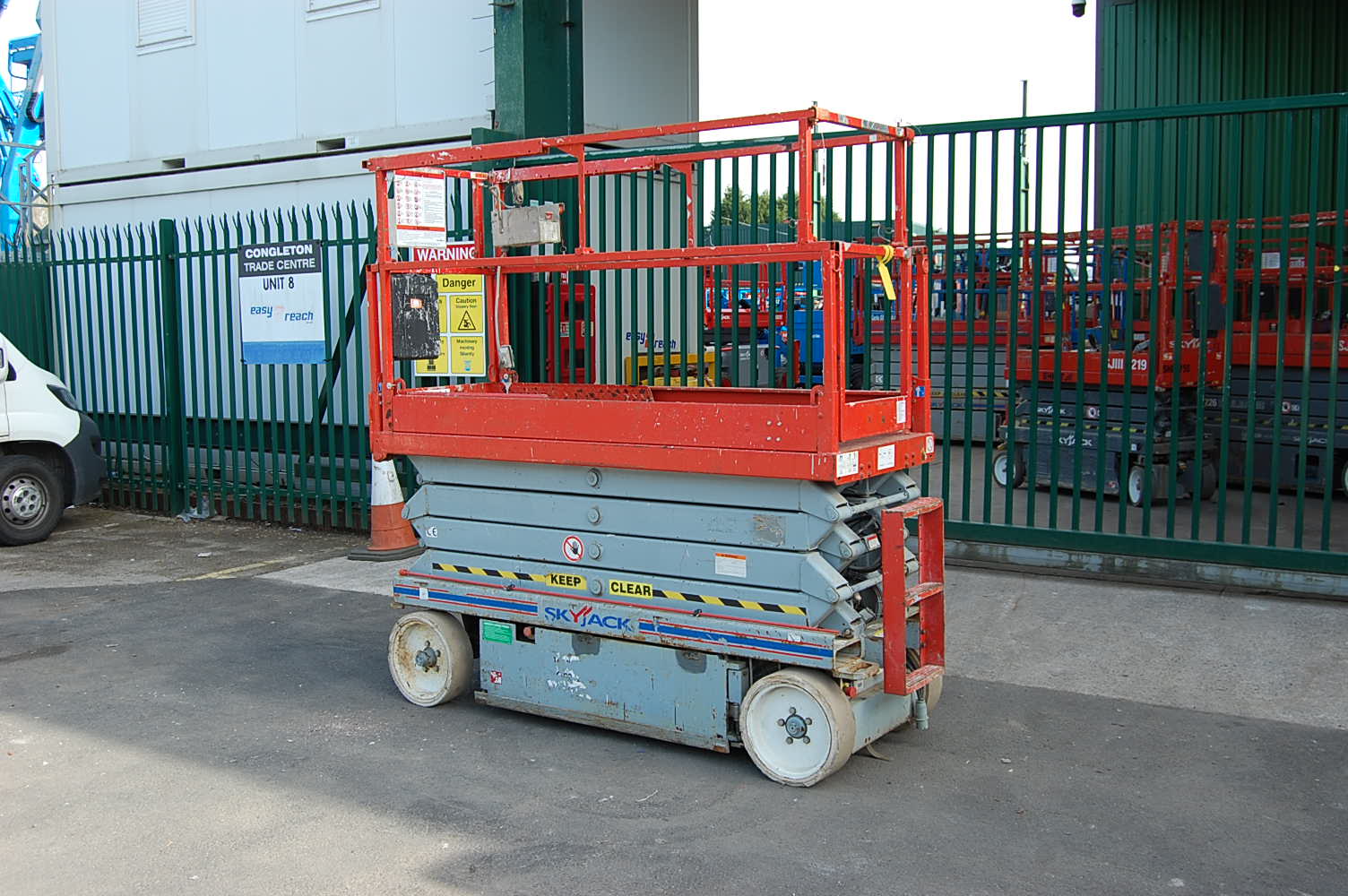 2010 Skyjack 3226 Electric Scissor Lift 9.9m