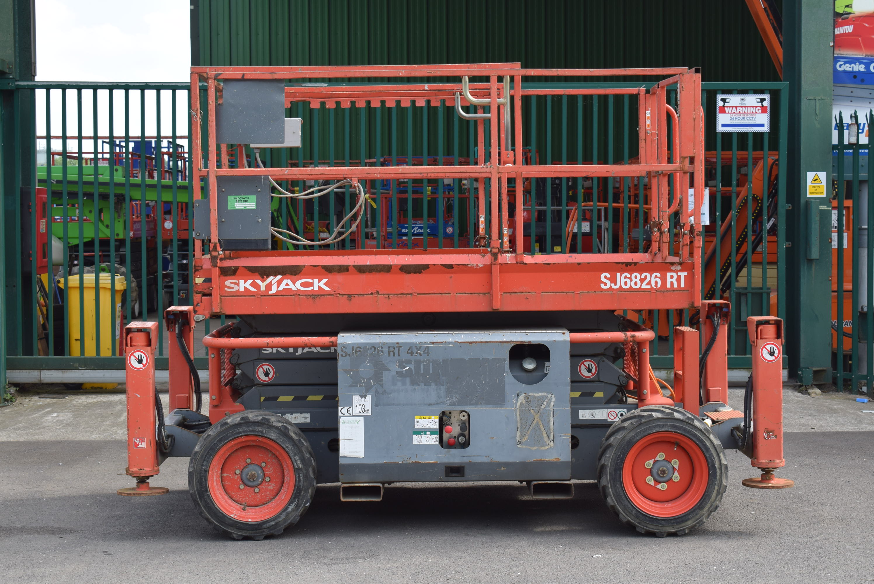 2014 Skyjack 6826RT 4×4 Diesel Scissor Lift 9.75m