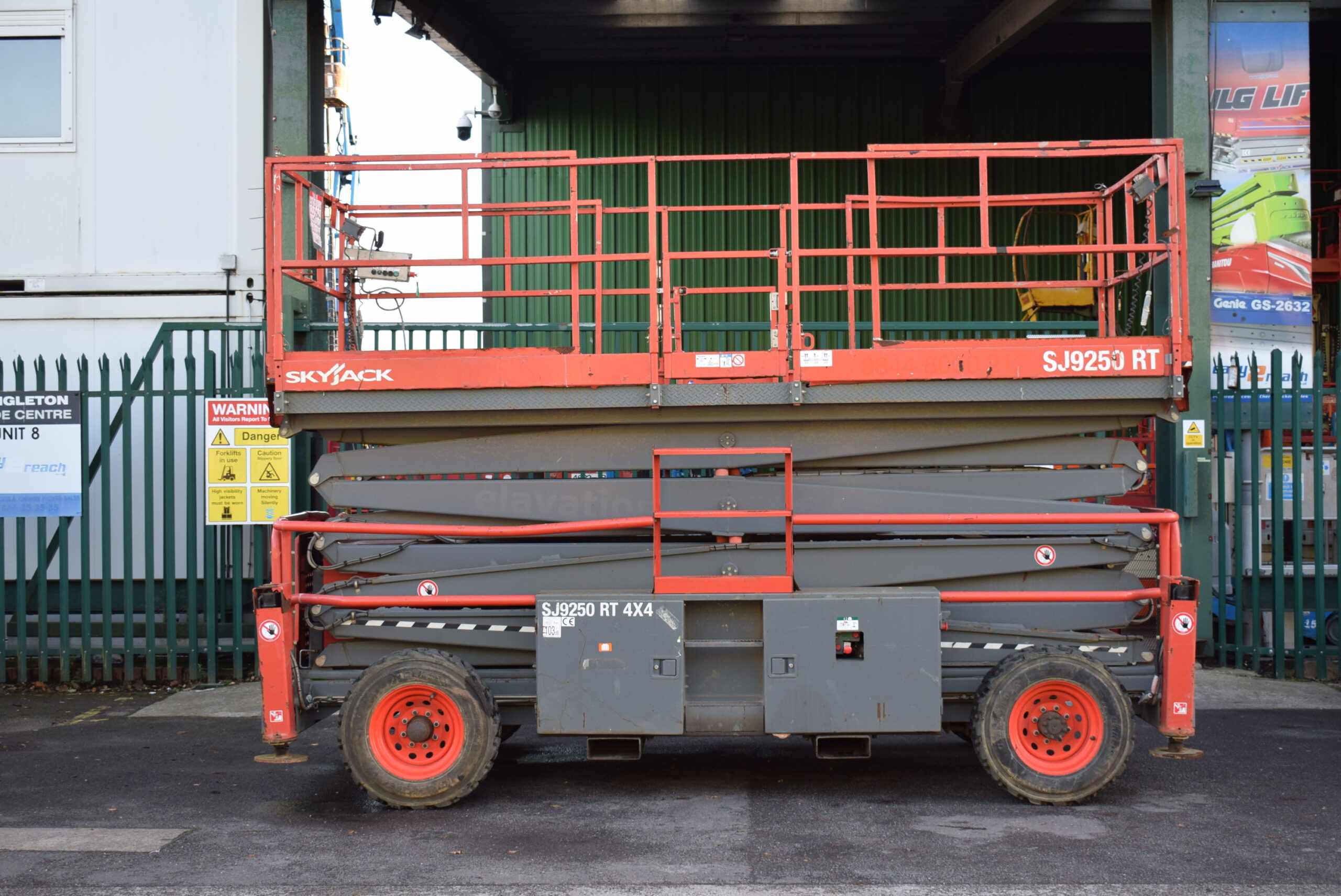 2017 Skyjack 9250 Rough Terrain Diesel Scissor Lift 17m