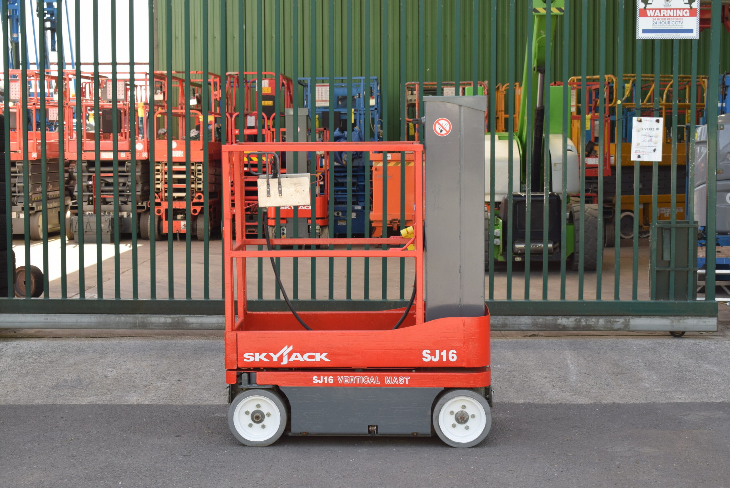 2014 Skyjack SJ16 Electric Mast Lift 6.75m